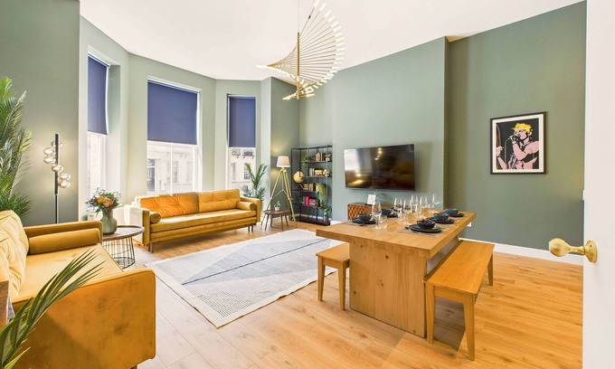 Georgian Quarter Apartment | Host & Stay | The Georgian Quarter @ Catharine I