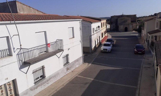 Calzadilla Hotel | Hostal Extrelucía