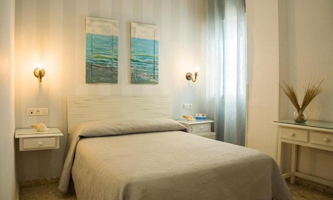 Punta Umbria House | Hostal Patio Andaluz