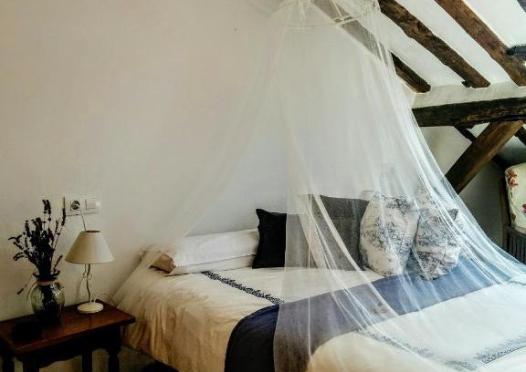 Navarredonda de Gredos House | Hostal Refugio De Gredos