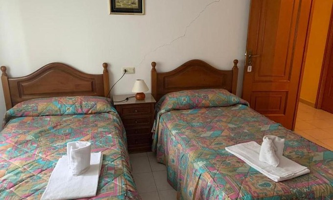 Oroso House | Hostal restaurante Seoane