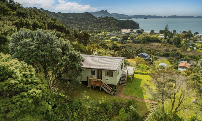 Cooks Beach House | Hosts on the Coast Views from the Top