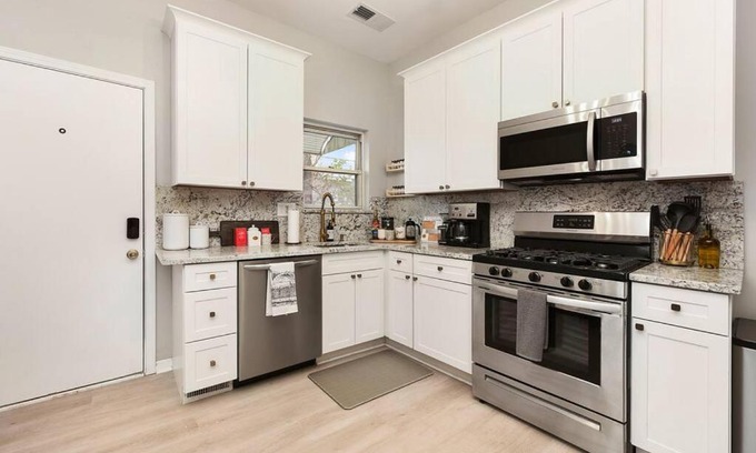 Lawrenceville House | HostWise Stays - The Geneva - Easy Walk to Childrens