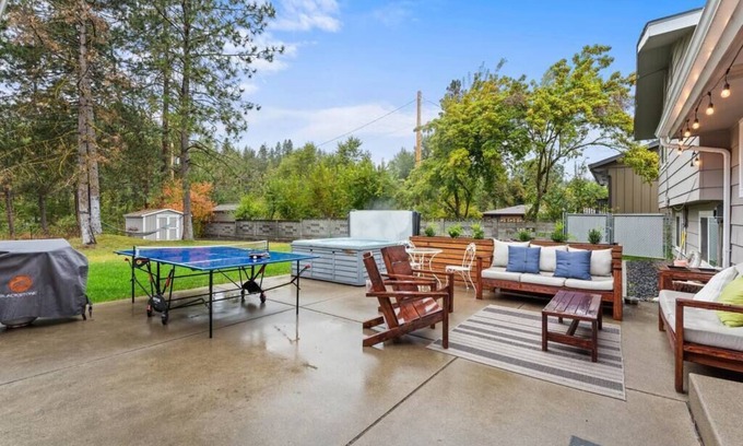Spokane House | Hot Tub | Blackstone | Fire Pit | Ping Pong |River
