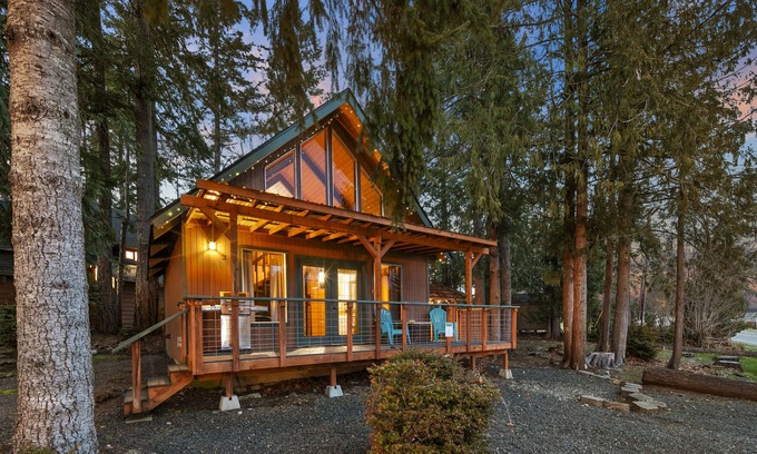 Union Cabin | Hot Tub Cabin #3