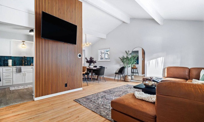 Northwest Akron Apartment | *Hot Tub, Game Room, 4 Bedrooms, Gorgeous Remodel*
