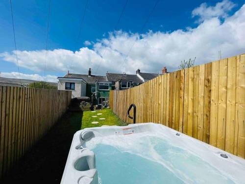 Blaenavon House | HOT TUB - Miners Cottage - edge of Brecon Beacons National Park - Heritage Town