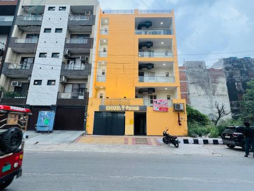 New Delhi Hotel | Hotel 7 Star Rohini Sector 20