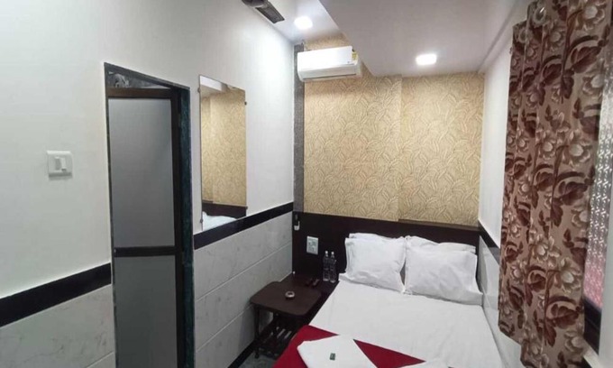 Taloja Hotel | Hotel Abode Inn