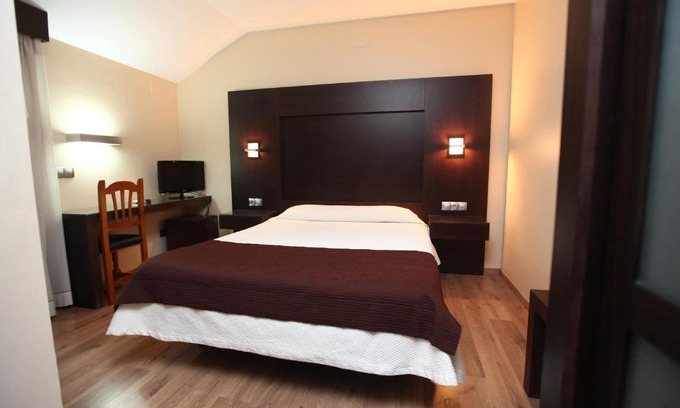 Baza Hotel | Hotel Anabel Baza