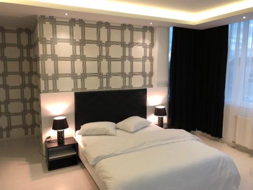 Vitomiricë Hotel | Hotel Antika