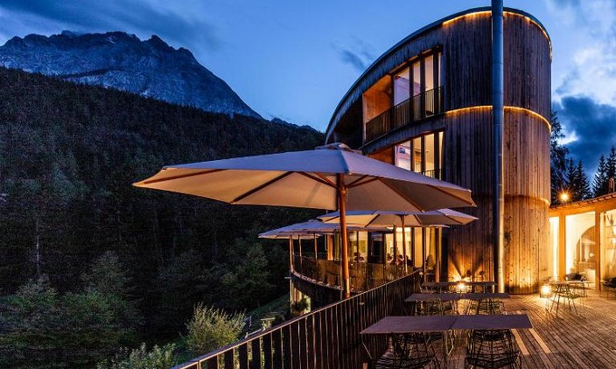 Engadin Scoul Hotel | Hotel Arnica Scuol - Adults Only