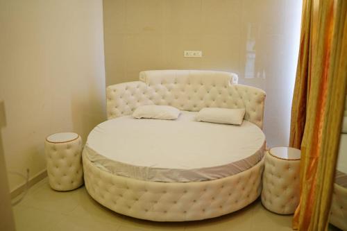 Solapur Hotel | Hotel Aryan Pune Express Highway
