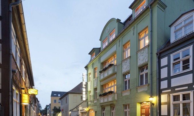 Spandau Hotel | Hotel Benn