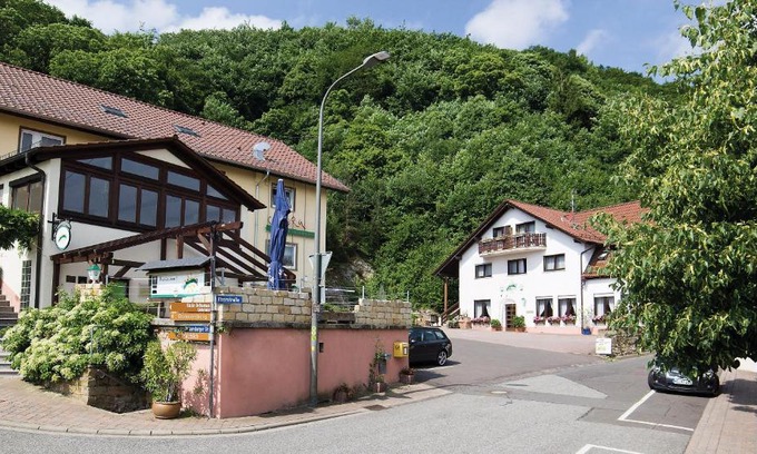 Dannenfels Hotel | Hotel Berg