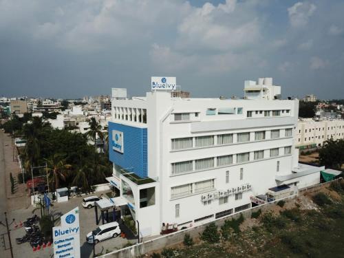 Anand Hotel | Hotel Blueivy Anand