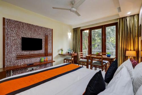 Sector 29 Hotel | Hotel BStays Iffco chowk sector 29 - Gurugram