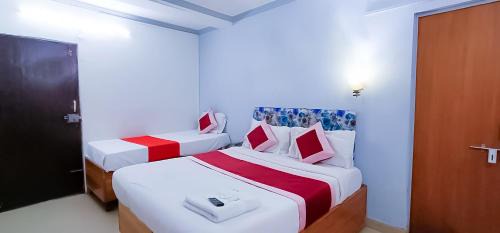 Bhikaji Cama Place House | Hotel Commodo - Near US Embassy