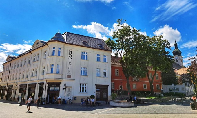 Gyor Hotel | Hotel Domus Collis