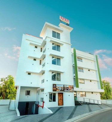 Thrissur Bed & Breakfast | Hotel Eden Palace