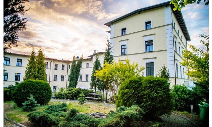 Jelenia Gora Hotel | Hotel Fenix