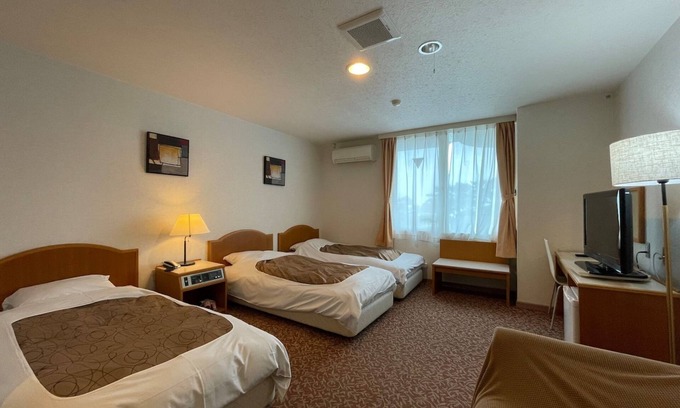 Shirahama Hotel | Hotel Ginsui Triple Room Shirahama Beach Nanki/Nishimuro-gun Wakayama