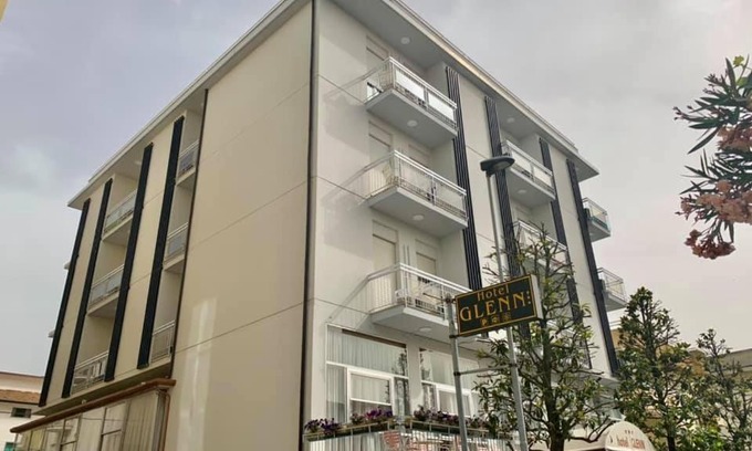 Torre Pedrera Hotel | Hotel Glenn