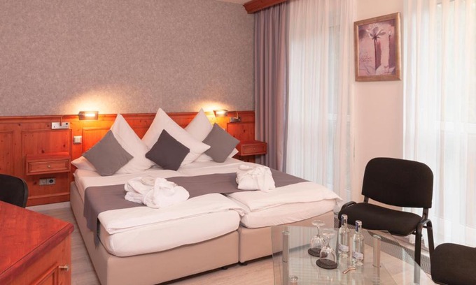 Essen-Borbeck-Mitte Hotel | Hotel Haus Gimken