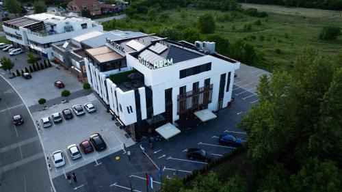 Medijana Hotel | Hotel Helm