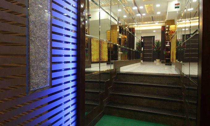 Karol Bagh Hotel | Hotel Hill Palace