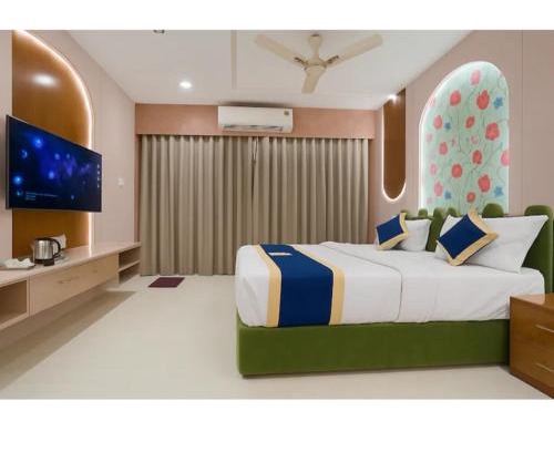 Rau Hotel | HoTEL HILL PARK INDORE AIRPORT