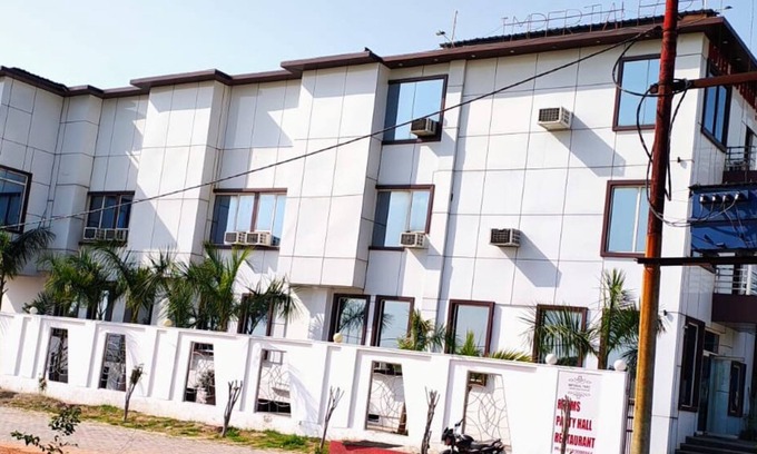 Aligarh Hotel | Hotel Imperial Fort