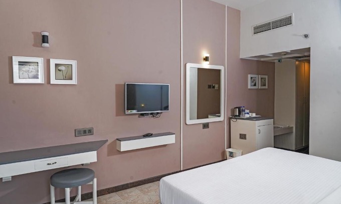 Palakkad Hotel | Hotel Indraprastha