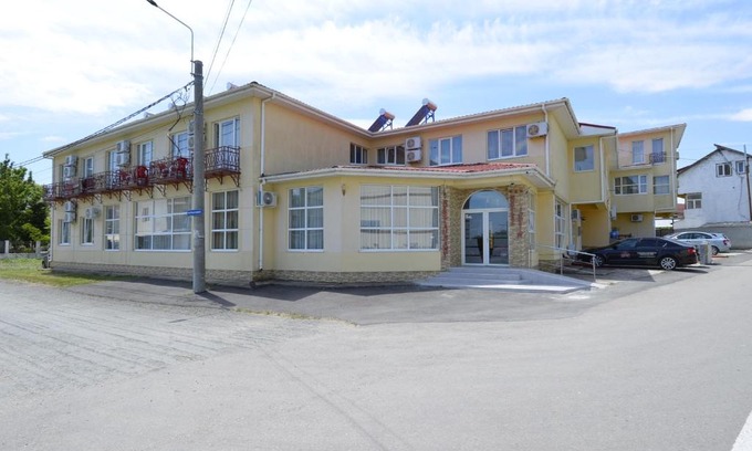 Costinesti Hotel | Hotel Intim