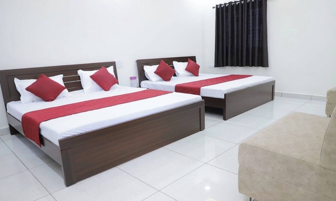 Ujjain Hotel | Hotel J-Laxmi Palace