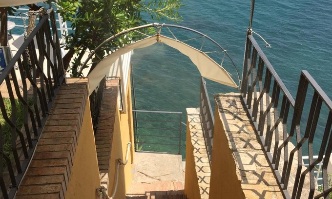 Vietri sul Mare Hotel | Hotel La Lucertola