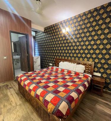 Malviya Nagar Hotel | Hotel Lagoon Inn - Malviya Nagar
