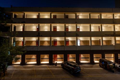 Egmore Hotel | Hotel Lakshmi Grand