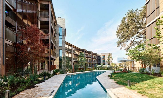 Travis Heights Hotel | Hotel Magdalena