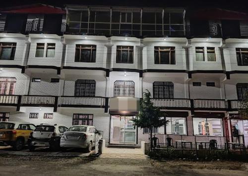 Badrinath Hotel | Hotel Mahadev