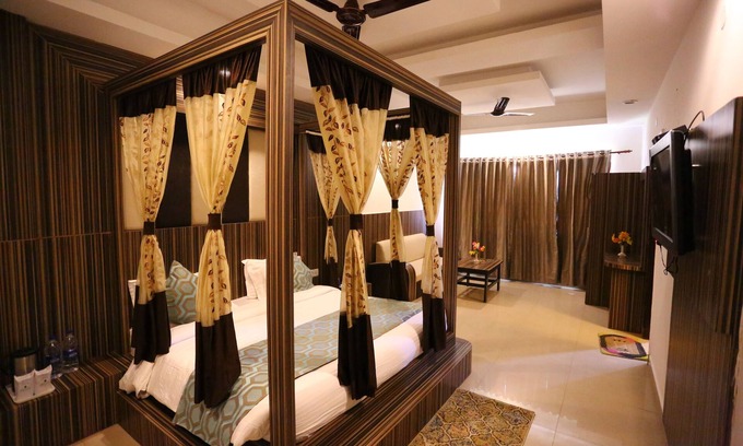 Katra Hotel | Hotel Maharaja Inn