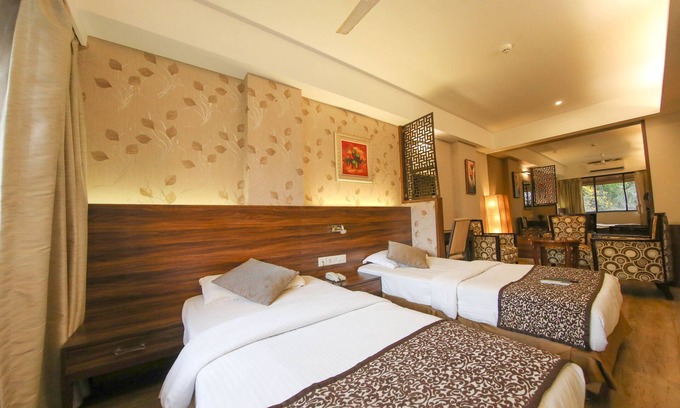 Chembur East Hotel | Hotel Maharana Inn Chembur