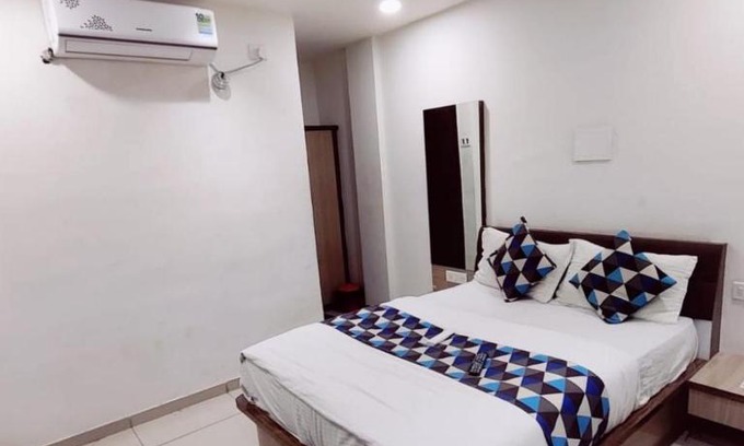 Vadodara Hotel | Hotel Mansarovar,Vadodara