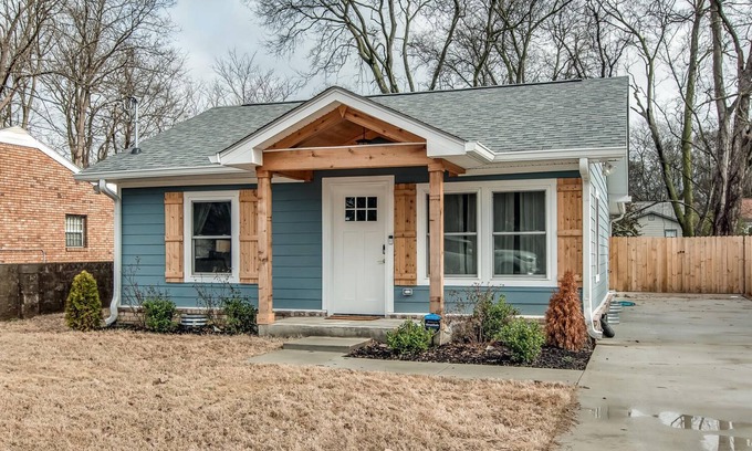 North Nashville Apartment | Hotel Monica - Monthly Rental