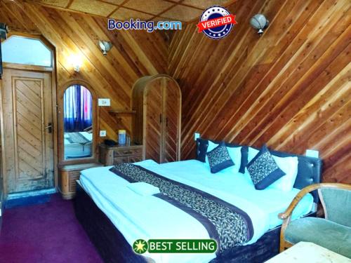 Nainital Hotel | Hotel Naini Lake View Mall Road Nainital