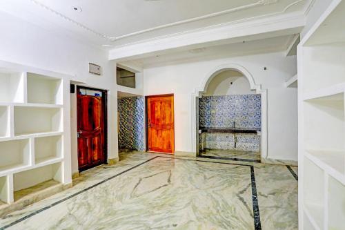 Bhubaneshwar Hotel | Hotel O Dibya Guest House
