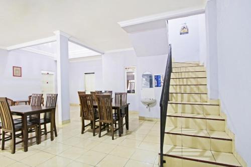 Catur Tunggal Hotel | Hotel O Homestay Al Maidah