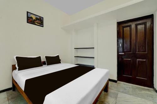 Tiruchirappalli Hotel | Hotel O Meera Home Stays - 1 BHK
