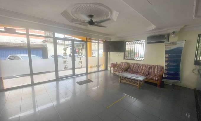 Kampung Hulu Caluk Hotel | Hotel O Mei Wah