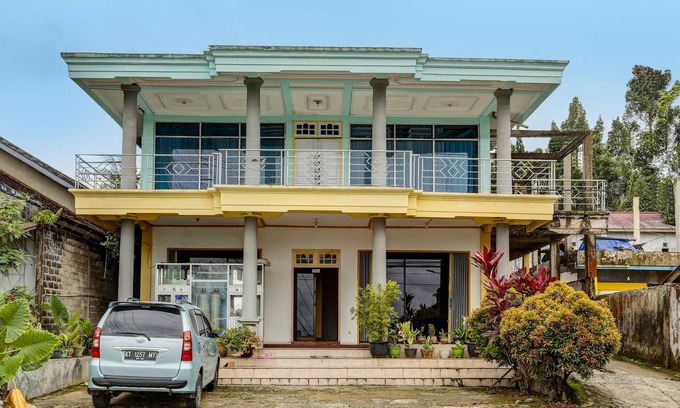 Borneo Hotel | Hotel O Penginapan Aina Syariah